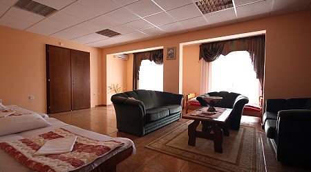 hotel grbalj smjestaj dvokrevetna-soba