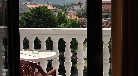 hotel grbalj smjestaj dvokrevetna-soba